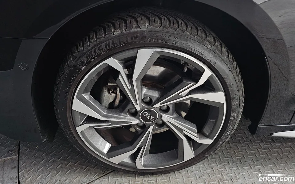 Audi A3 (8Y) 40 TFSI 2023 — миниатюра 5