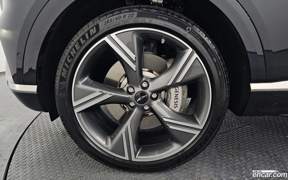 Genesis GV80 2.5T AWD 2024 — миниатюра 2
