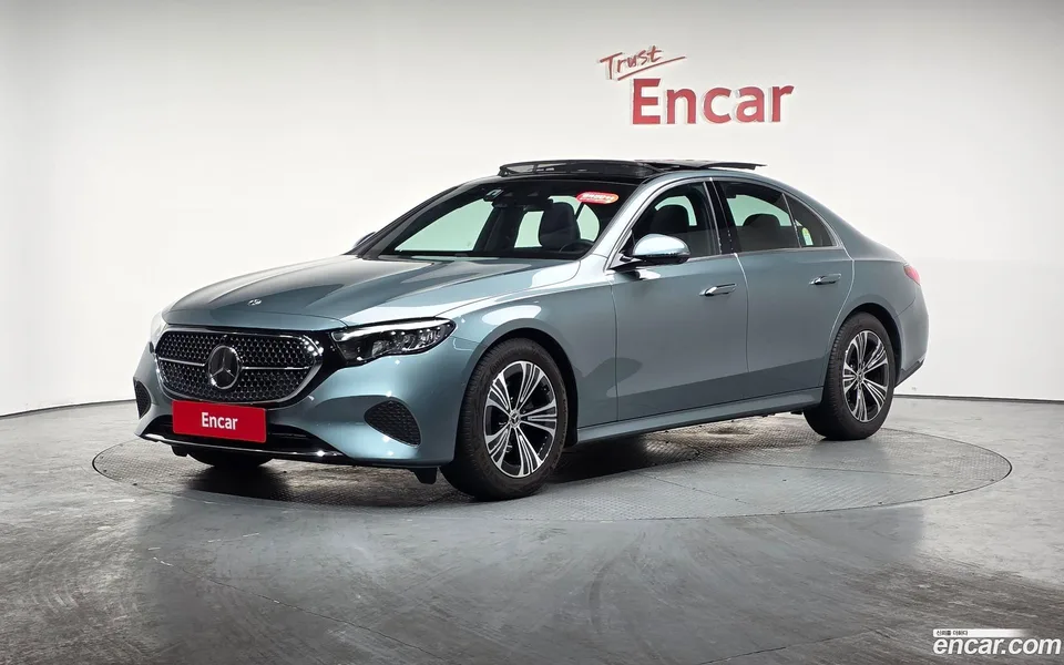 Mercedes-Benz E-Class E200 2025 — фото 1, купить с доставкой в Москву