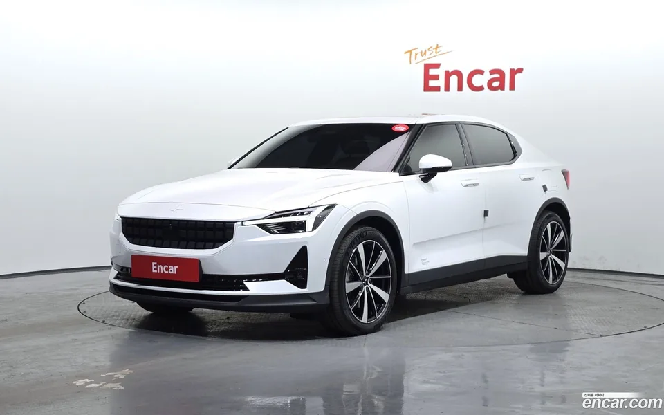 Polestar Polestar 2 2022 — фото 1, купить с доставкой в Москву