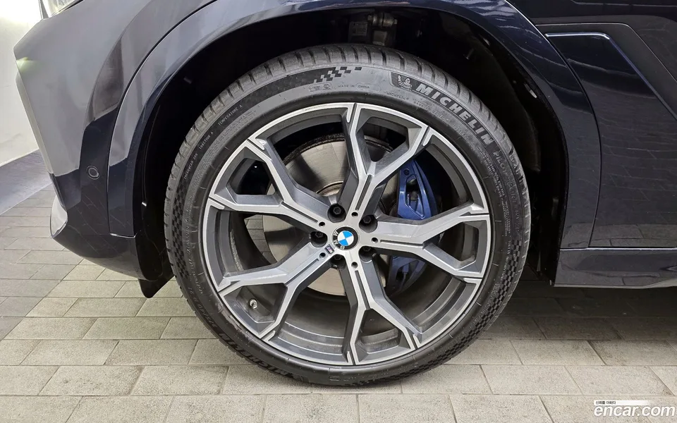BMW X6 xDrive30d M 2023 — миниатюра 5