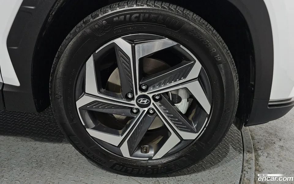 Hyundai Tucson 1.6 2WD 2022 — миниатюра 2
