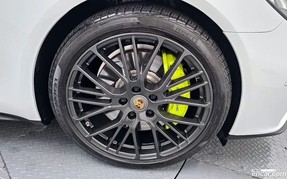 Porsche Panamera (971) 2.9 AWD E- 2023 — миниатюра 2