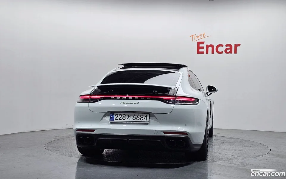Porsche Panamera (971) 2.9 AWD E- 2023 — миниатюра 4