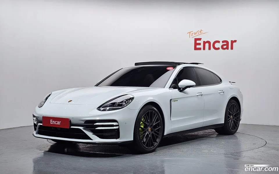 Porsche Panamera (971) 2.9 AWD E- 2023 — фото 1, купить с доставкой в Москву