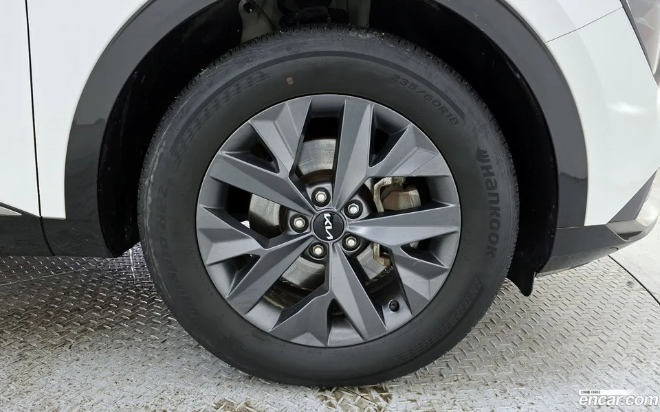 Kia Sportage 1.6 2WD 2022 — миниатюра 5