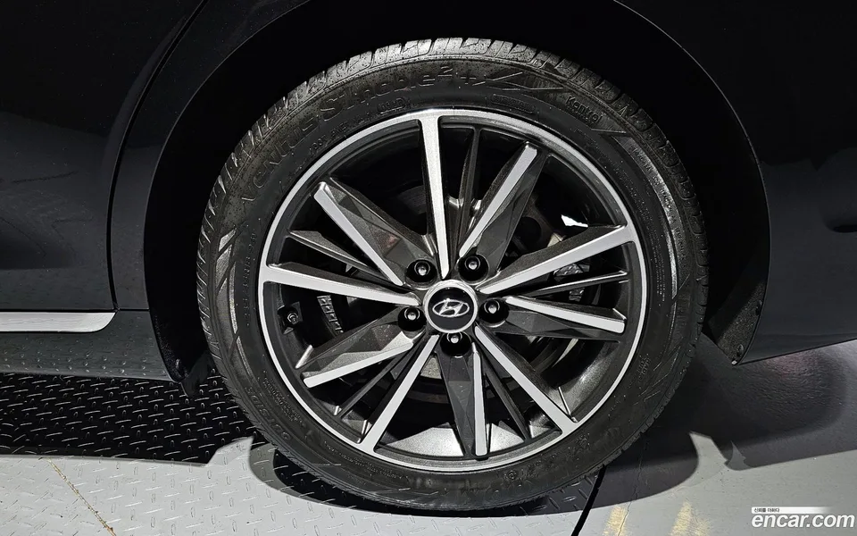 Hyundai Grandeur IG 2.5 2022 — миниатюра 2