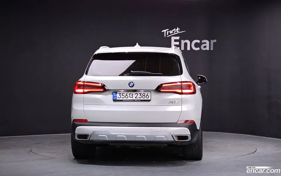 BMW X5 xDrive 30d xLine 2022 — миниатюра 4
