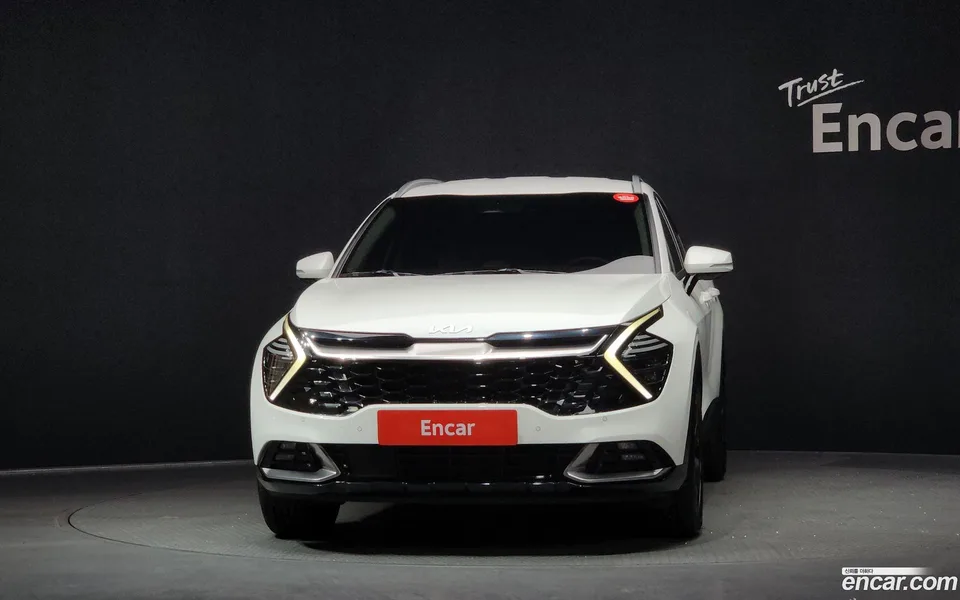 Kia Sportage Hybrid 2WD 2022 — миниатюра 3