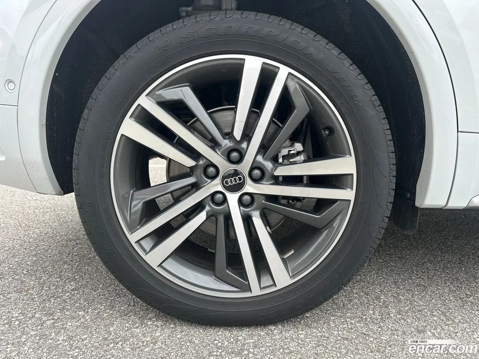 Audi Q5 45 TFSI 2023 — миниатюра 2