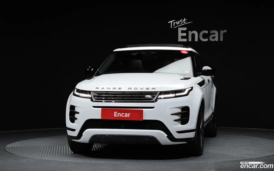 Land Rover Range Rover Evoque P250 SE 2024 — миниатюра 3
