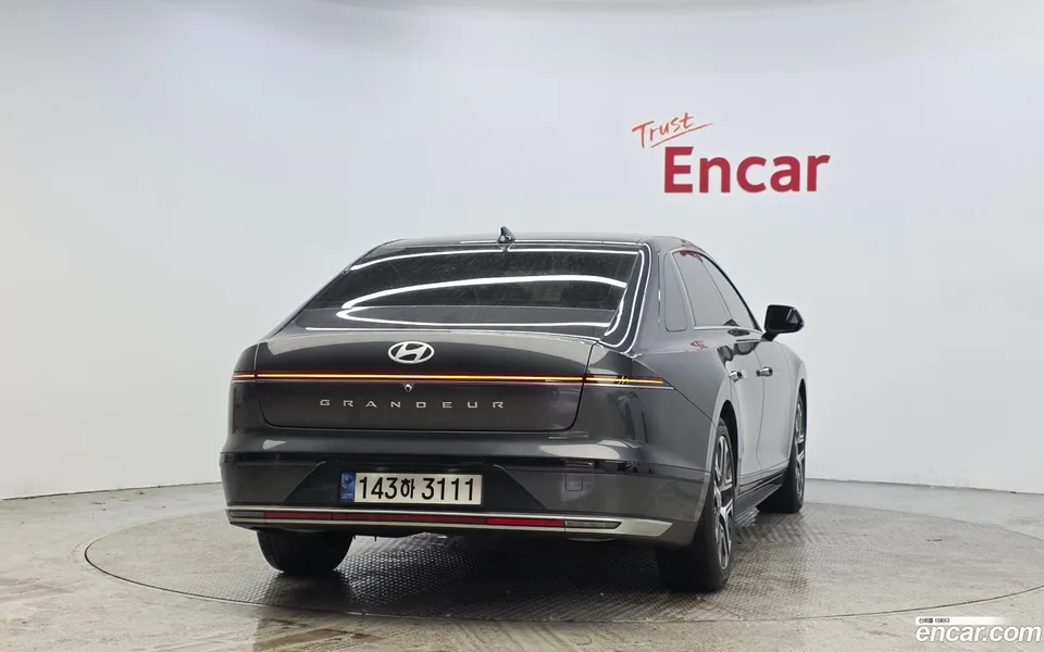Hyundai Grandeur 3.5 4WD 2022 — миниатюра 3