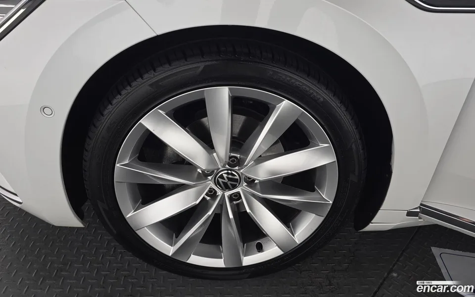 Volkswagen Arteon 2.0 TDI 2023 — миниатюра 5