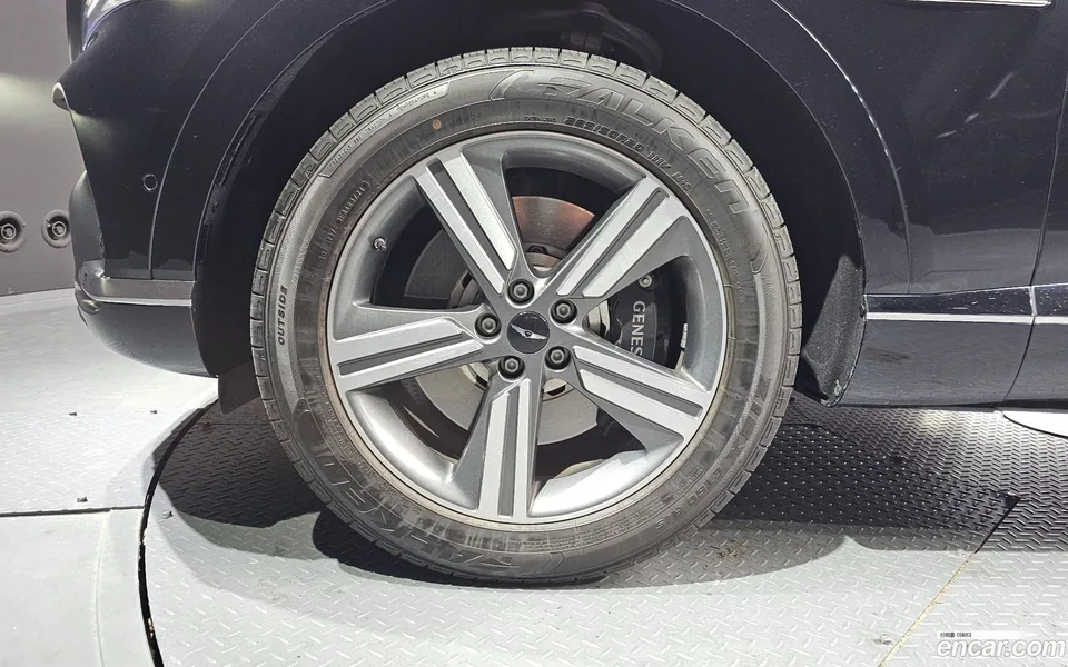 Genesis GV80 Coupe 2.5T AWD 2024 — миниатюра 2