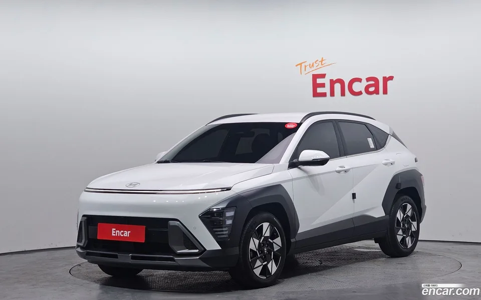 Hyundai Kona Hybrid 2023 — фото 1, купить с доставкой в Москву