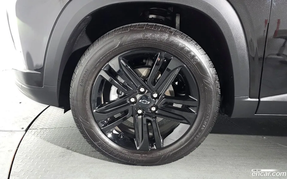 Chevrolet Trax Crossover 1.2 RS 2025 — миниатюра 5