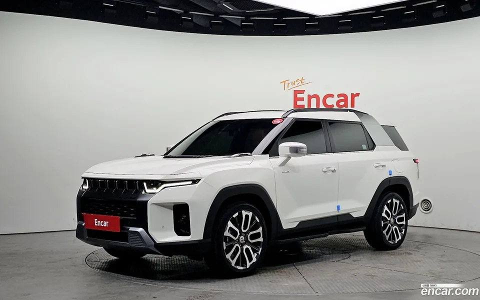 KG Mobility Torres 1.5 4WD 2022 — фото 1, купить с доставкой в Москву