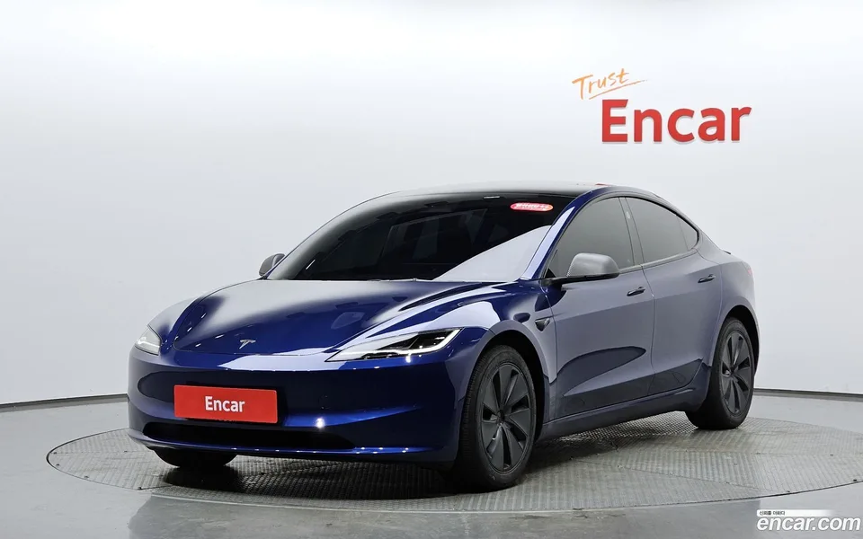 Tesla Model 3 AWD 2024 — фото 1, купить с доставкой в Москву