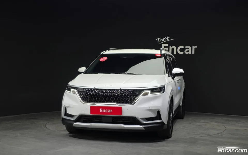 Kia Carnival 9 2022 — thumbnail 3