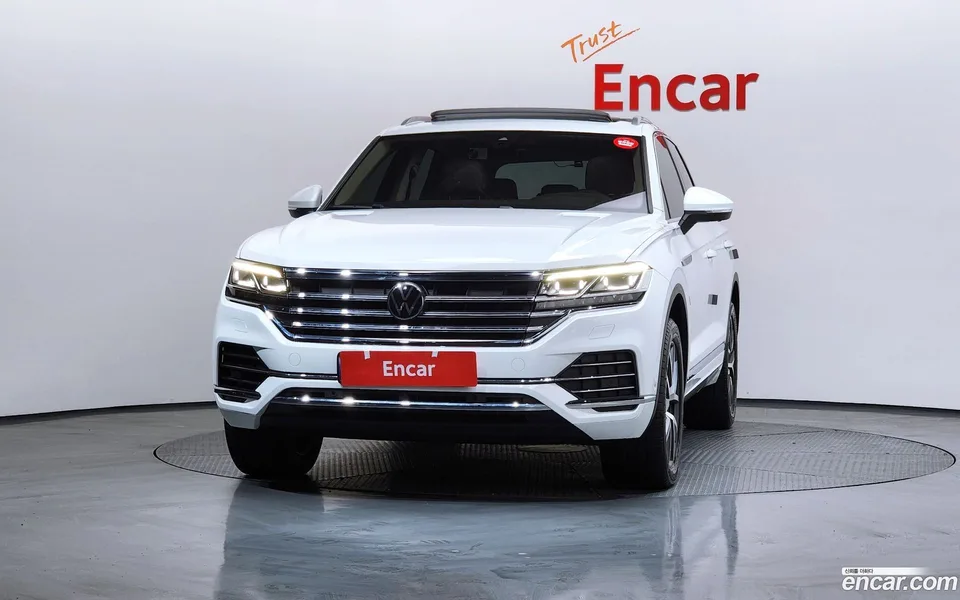 Volkswagen Touareg 3.0 TDI 2023 — миниатюра 3