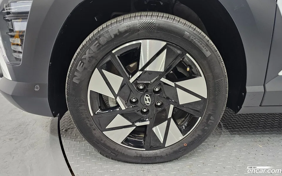 Hyundai Kona Hybrid 2023 — миниатюра 2