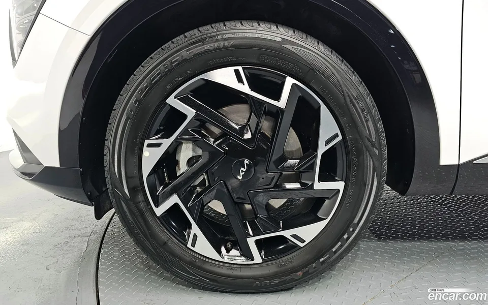 Kia Sportage 1.6 2WD 2023 — миниатюра 2