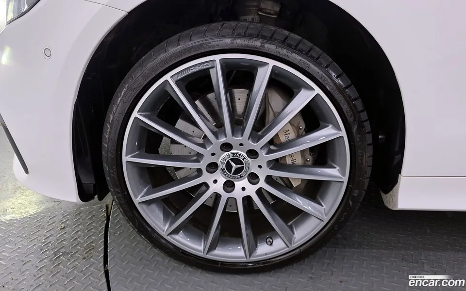 Mercedes-Benz E-Class E450 4MATIC 2022 — миниатюра 2