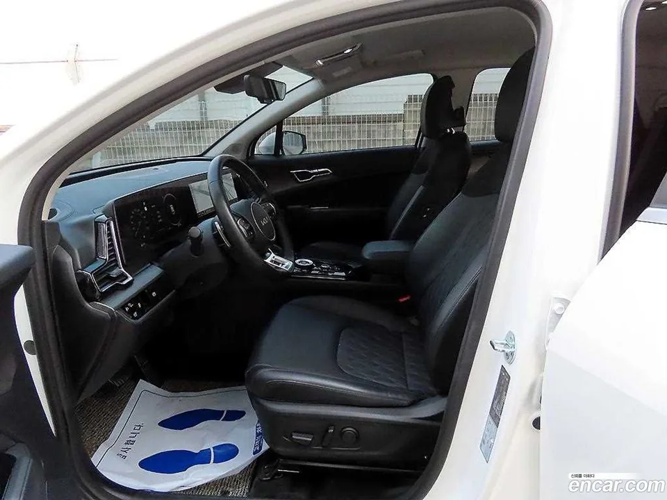 Kia Sportage 1.6 2WD 2023 — миниатюра 5