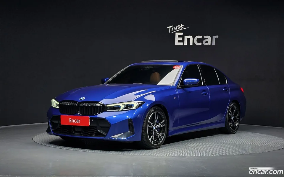 BMW 3 Series 320i M 2023 — фото 1, купить с доставкой в Москву