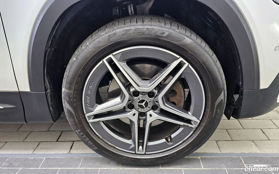 Mercedes-Benz GLB-Class GLB250 4MATIC 2022 — миниатюра 2