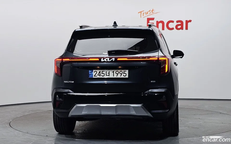 Kia Seltos 1.6 4WD 2024 — миниатюра 4