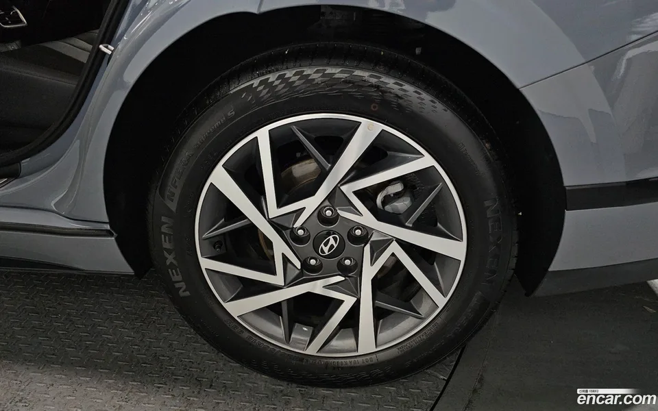 Hyundai Grandeur 2.5 2WD 2025 — миниатюра 2