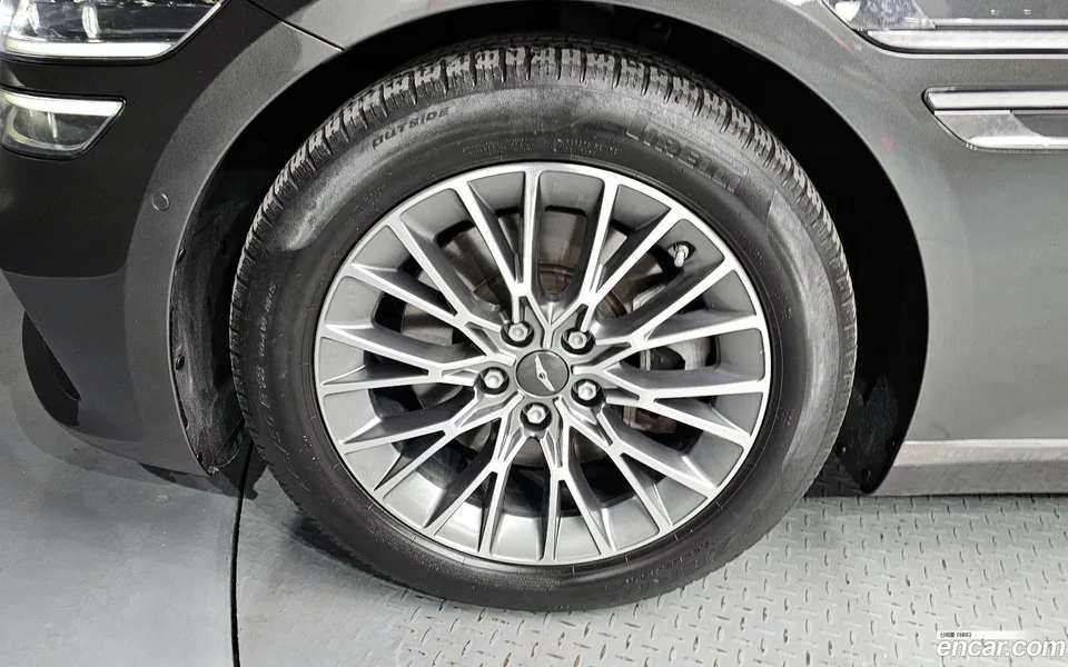 Genesis G80 2.5 2WD 2022 — миниатюра 2