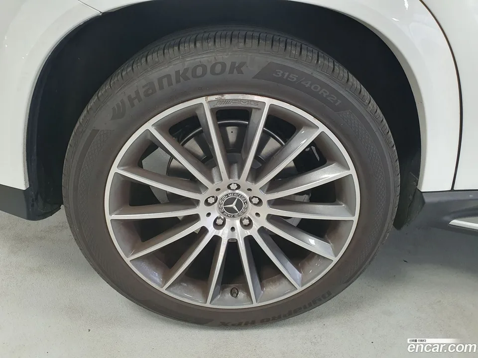 Mercedes-Benz GLE-Class GLE400d 4MATIC 2023 — миниатюра 5