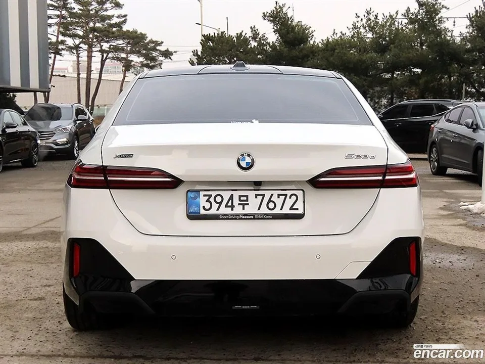 BMW 5 Series 523d M 2025 — миниатюра 4