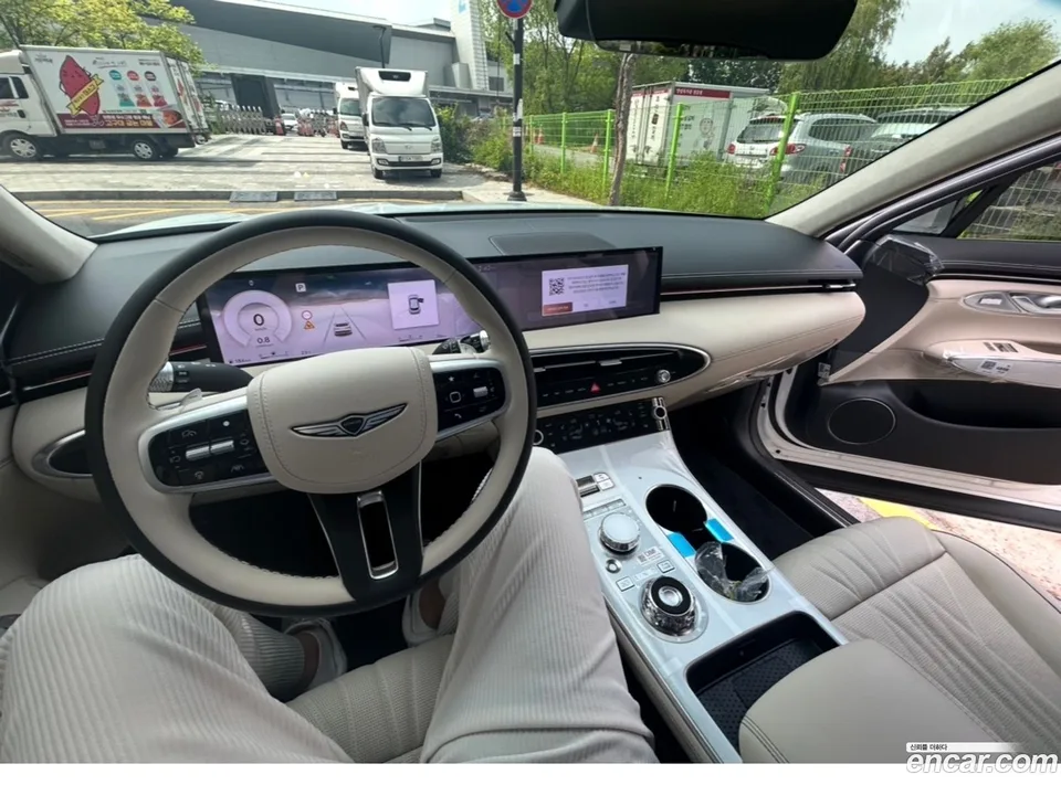 Genesis GV70 2.5T AWD 2025 — миниатюра 3