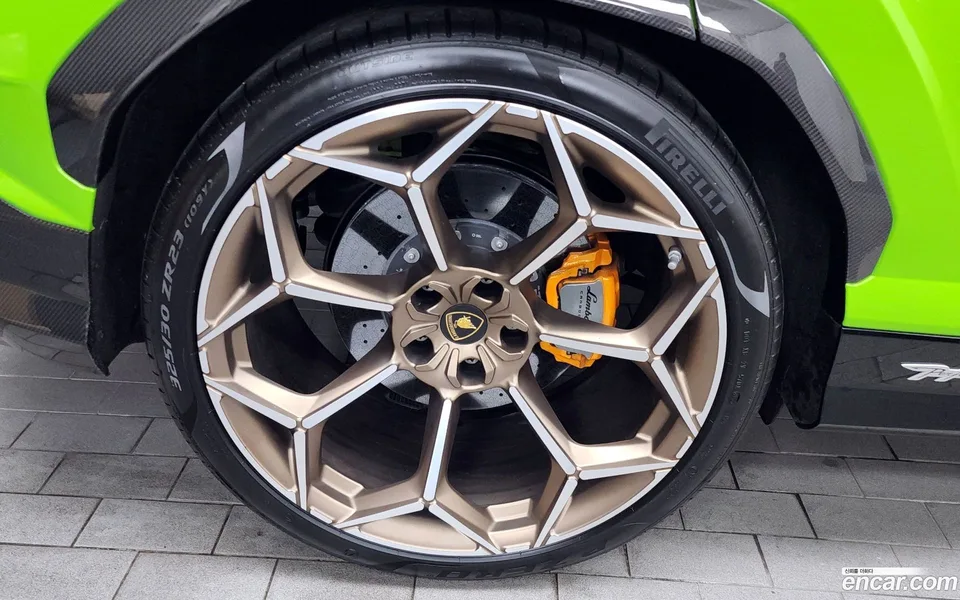 Lamborghini Urus 4.0 V8 2024 — миниатюра 2