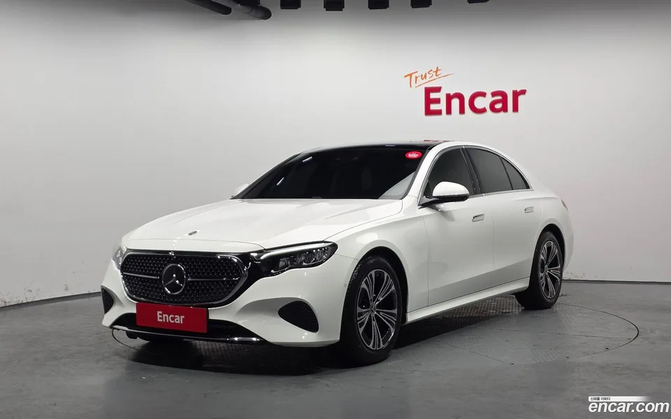 Mercedes-Benz E-Class E200 2025 — фото 1, купить с доставкой в Москву