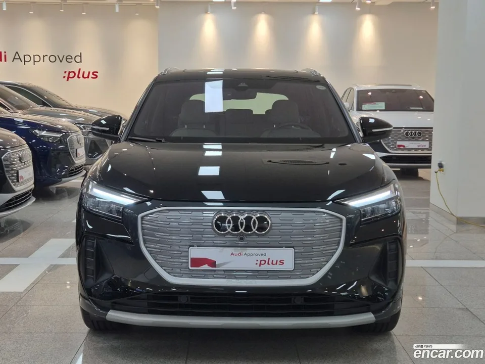 Audi Q4 e-tron 45 2024 — миниатюра 3