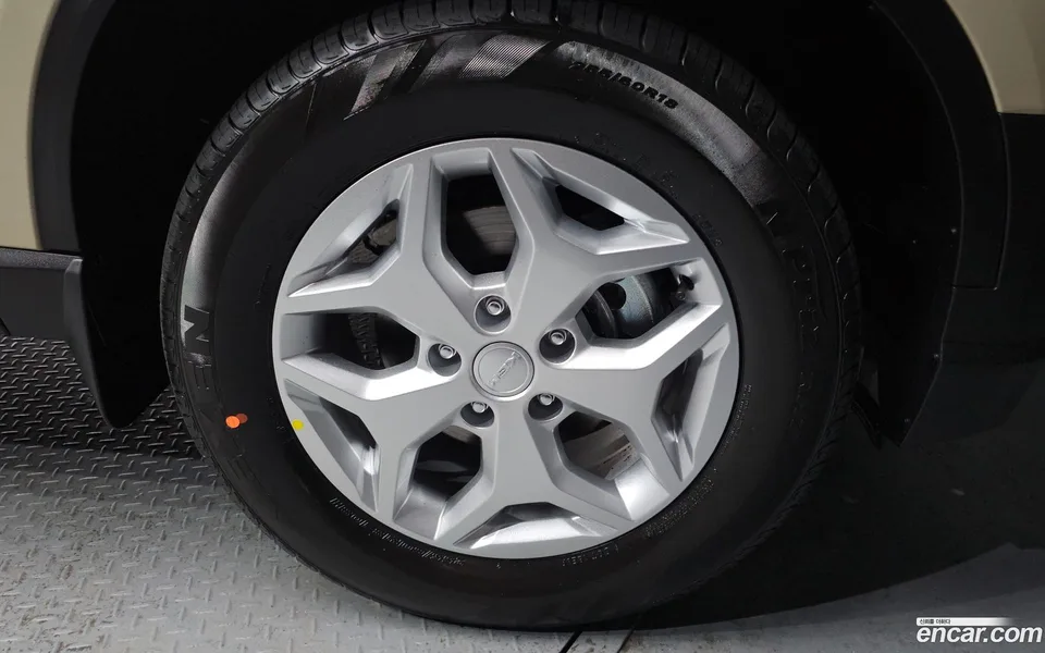 KG Mobility Musso Sports Khan 2.2 2WD 2025 — миниатюра 5
