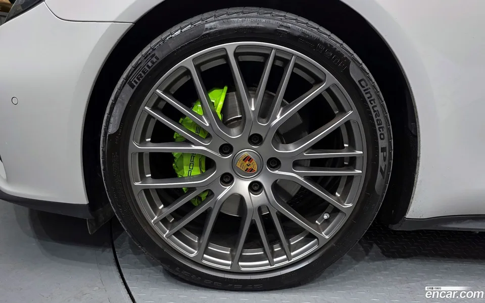 Porsche Panamera (971) 2.9 AWD 2023 — thumbnail 2