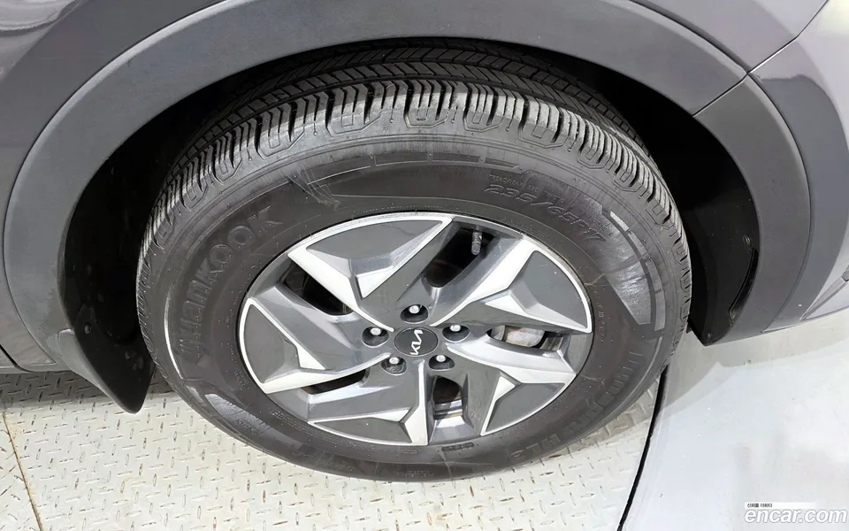 Kia Sorento HEV 1.6 4WD 2022 — миниатюра 2