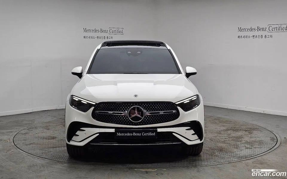 Mercedes-Benz GLC-Class GLC300 4MATIC AMG Line 2024 — миниатюра 3