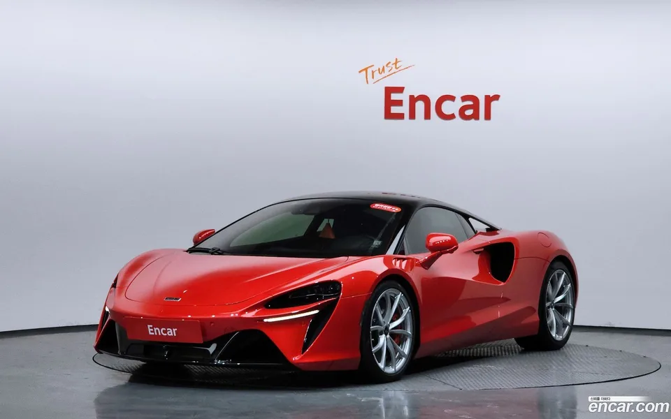 McLaren Artura 3.0 2023 — фото 1, купить с доставкой в Москву
