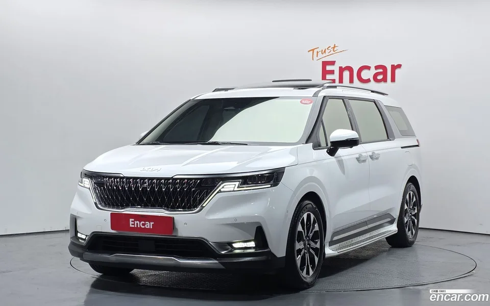 Kia Carnival 9 2022 — фото 1, купить с доставкой в Москву