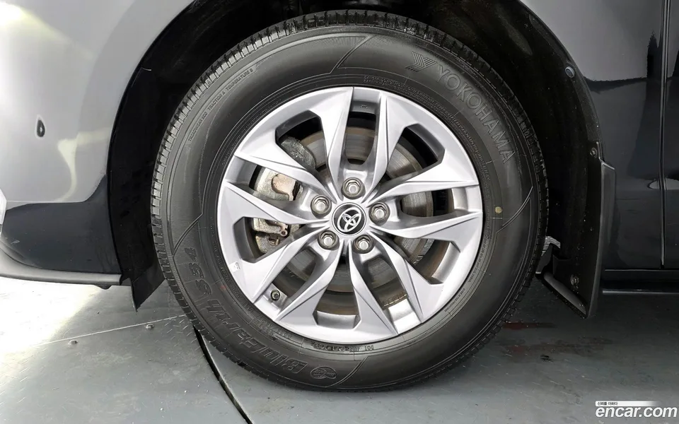 Toyota Sienna 2.5 AWD 2024 — миниатюра 2