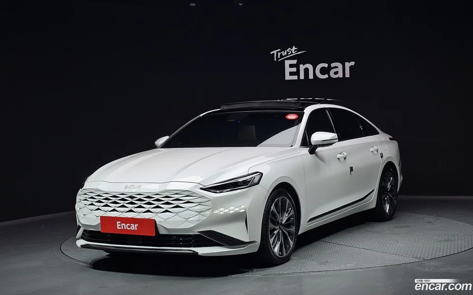 Kia K8 2.5 2WD 2023 — фото 1, купить с доставкой в Москву