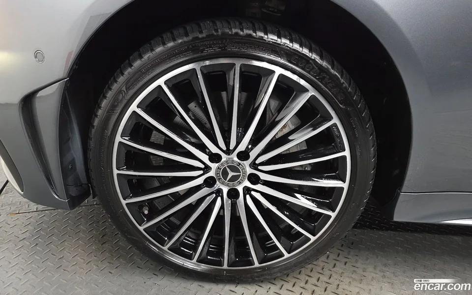 Mercedes-Benz CLS-Class CLS450 4MATIC 2023 — thumbnail 2