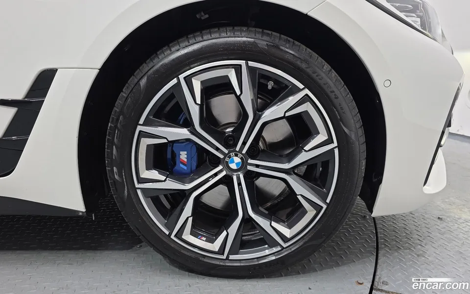 BMW 4 Series 420i M 2024 — миниатюра 2