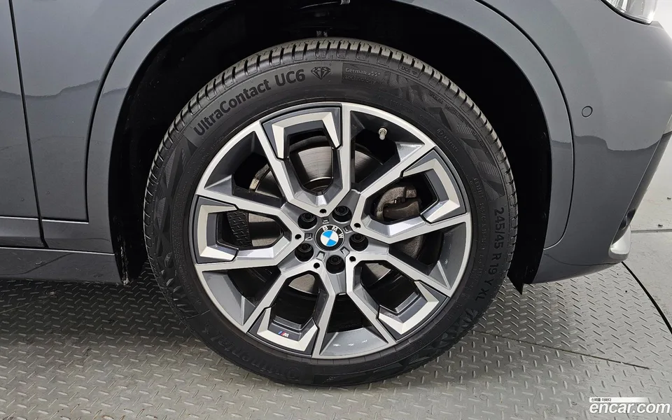 BMW X1 xDrive 20i M 2022 — миниатюра 5